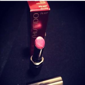 Shiseido lipstick